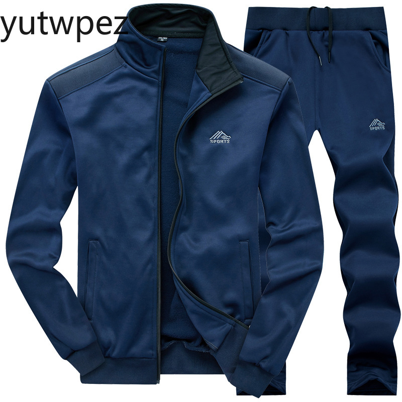 Hiking Gym Winter Jacket + Pan - Outdoor Camping In Winter 评论和价格